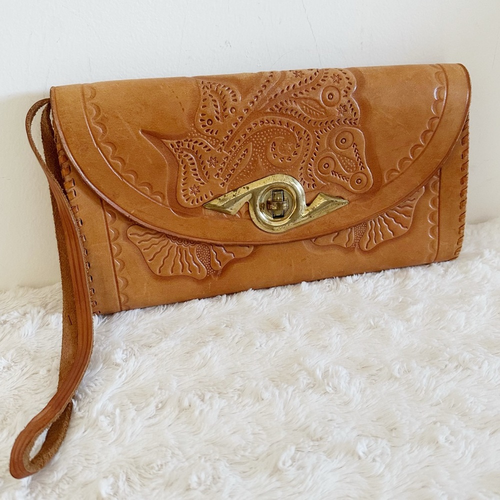 Vintage Tooled Western Wristlet Clutch